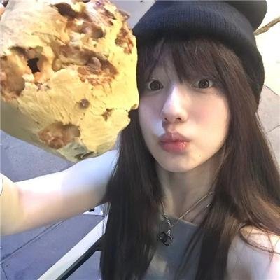 爱尼斯·格林的故事